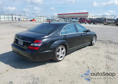2009 Mercedes-Benz S 550 from USA, damaged, VIN WDDNG71X79A239029